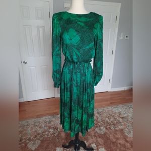 Vintage flower print green silk dress.